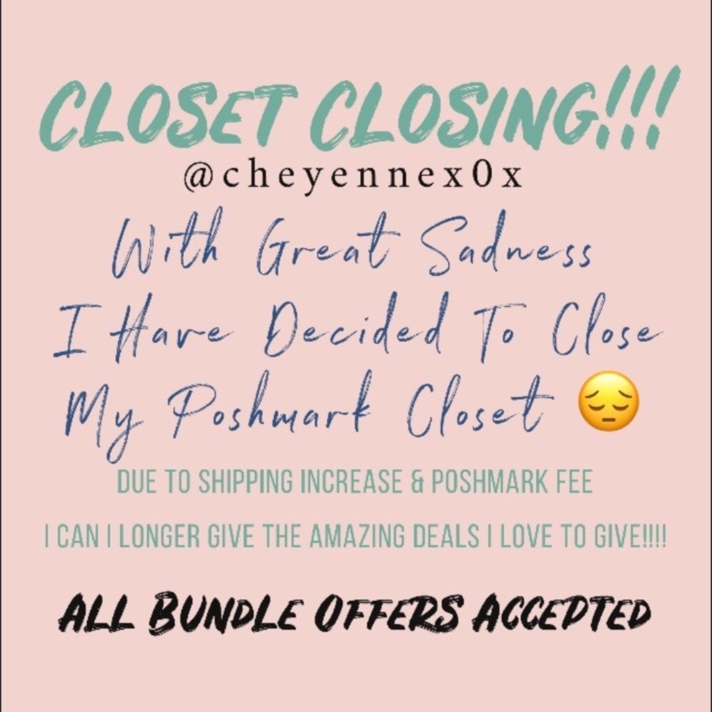Closet Closing 🌺 All Bundle Offers Accepted ‼️